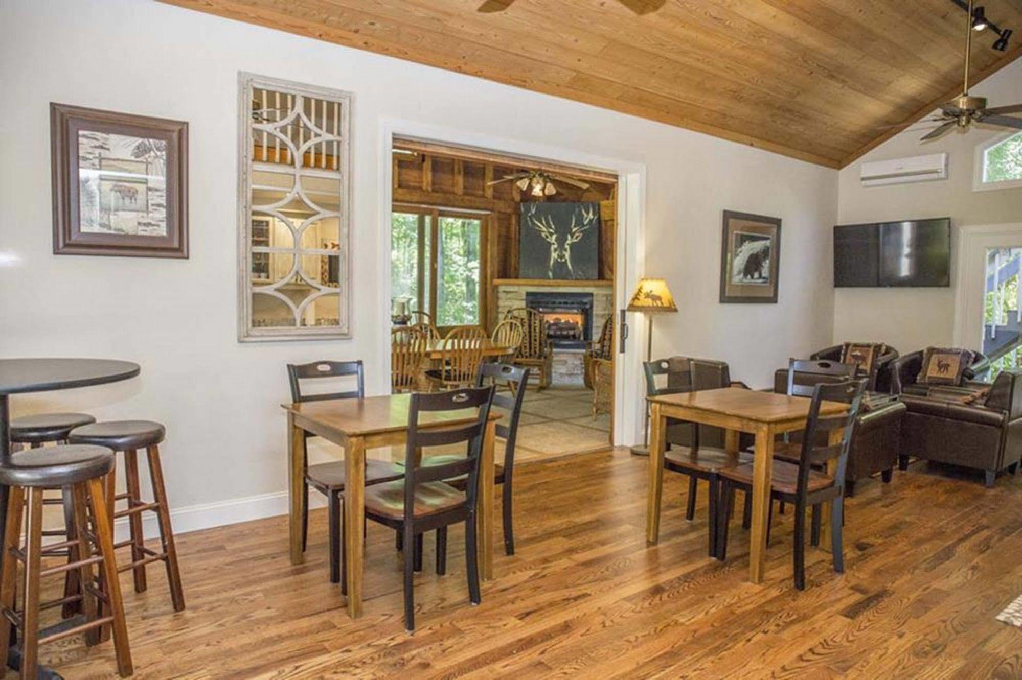 Brook Trout Inn Sapphire Dış mekan fotoğraf